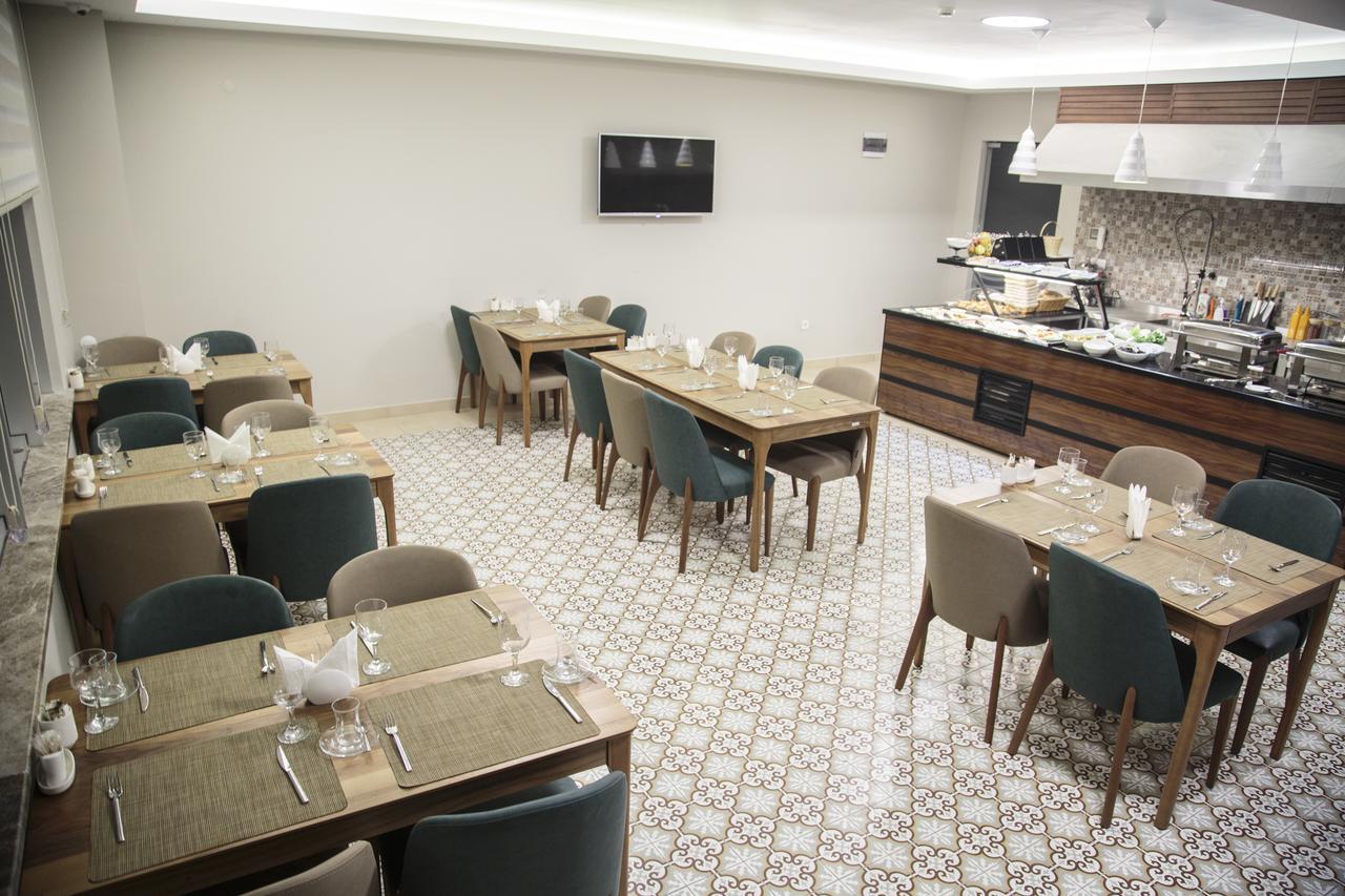 Hotel City Inegoel Екстериор снимка