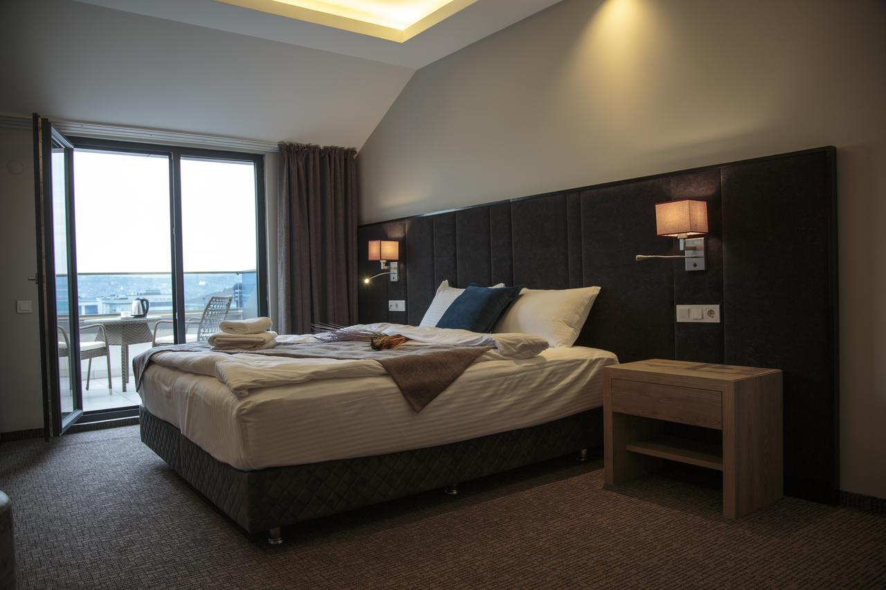 Hotel City Inegoel Екстериор снимка
